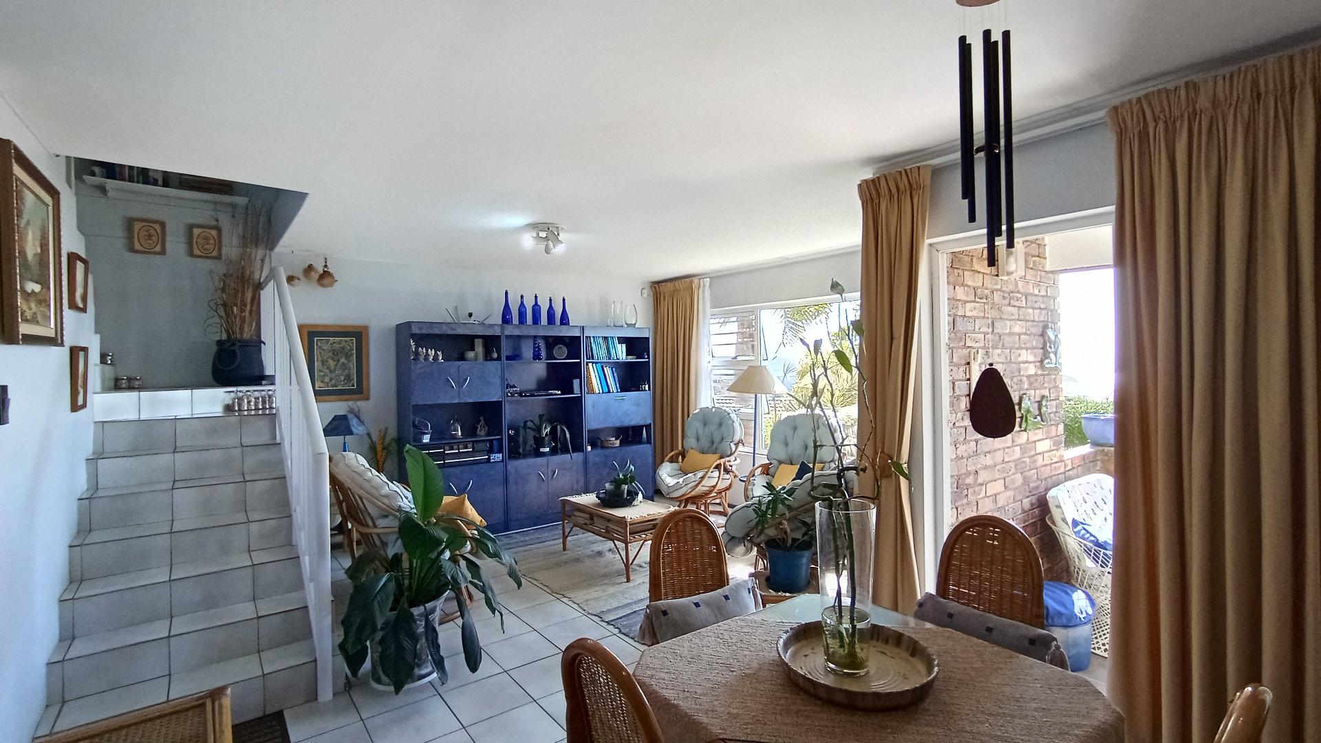 Dining Room - 9 square meters of property in Athlone Park