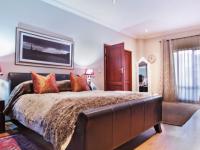 Main Bedroom - 43 square meters of property in Cormallen Hill Estate