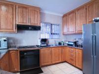 Kitchen - 26 square meters of property in Woodhill Golf Estate