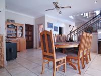 Dining Room - 22 square meters of property in Woodhill Golf Estate