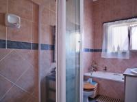 Bathroom 1 - 6 square meters of property in Boardwalk Meander Estate