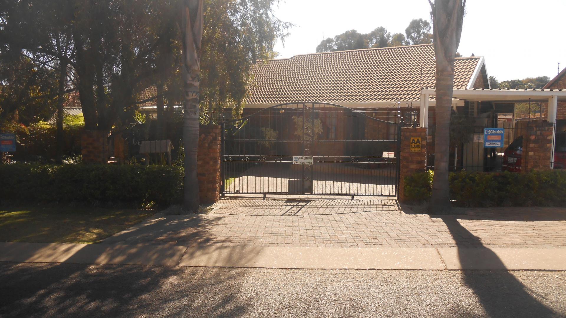 Front View of property in Garsfontein