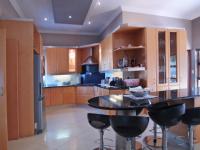Kitchen - 27 square meters of property in Woodhill Golf Estate