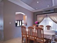 Dining Room - 19 square meters of property in Woodhill Golf Estate