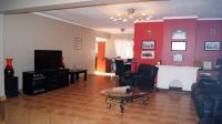 Lounges - 34 square meters of property in Westridge