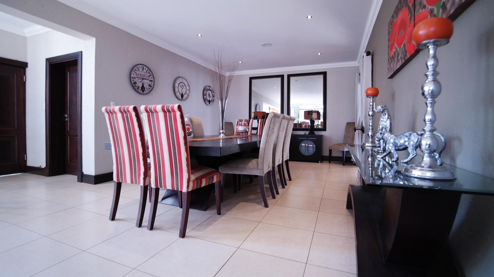 Dining Room - 23 square meters of property in Cormallen Hill Estate