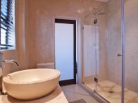 Bathroom 2 - 7 square meters of property in The Wilds Estate