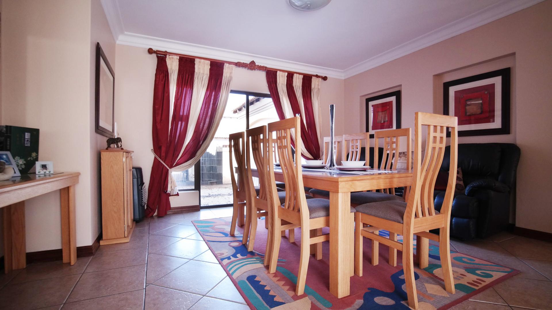 Dining Room - 24 square meters of property in Irene Farm Villages