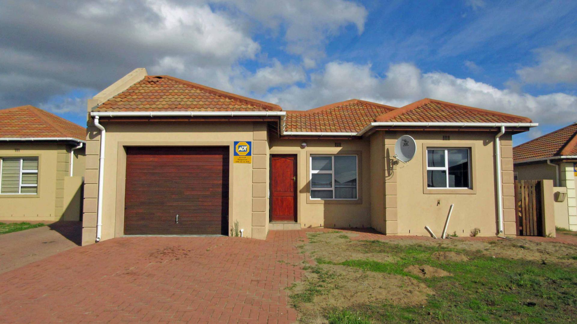 Front View of property in Hagley