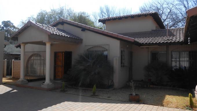 4 Bedroom House for Sale For Sale in Benoni - Home Sell - MR132618