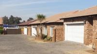 Front View of property in Mayberry Park