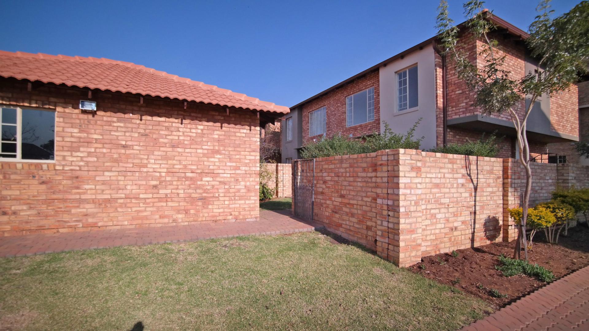 Front View of property in The Meadows Estate