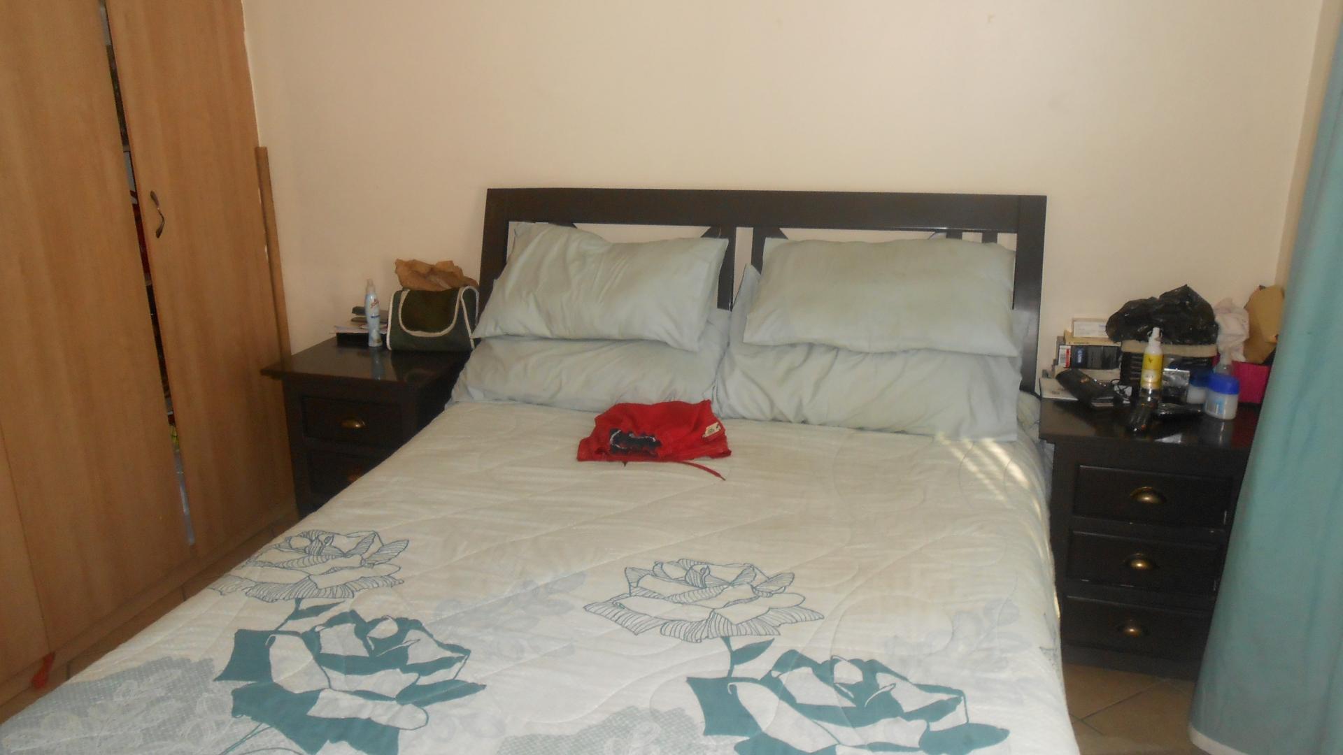 Main Bedroom - 31 square meters of property in Bronkhorstspruit
