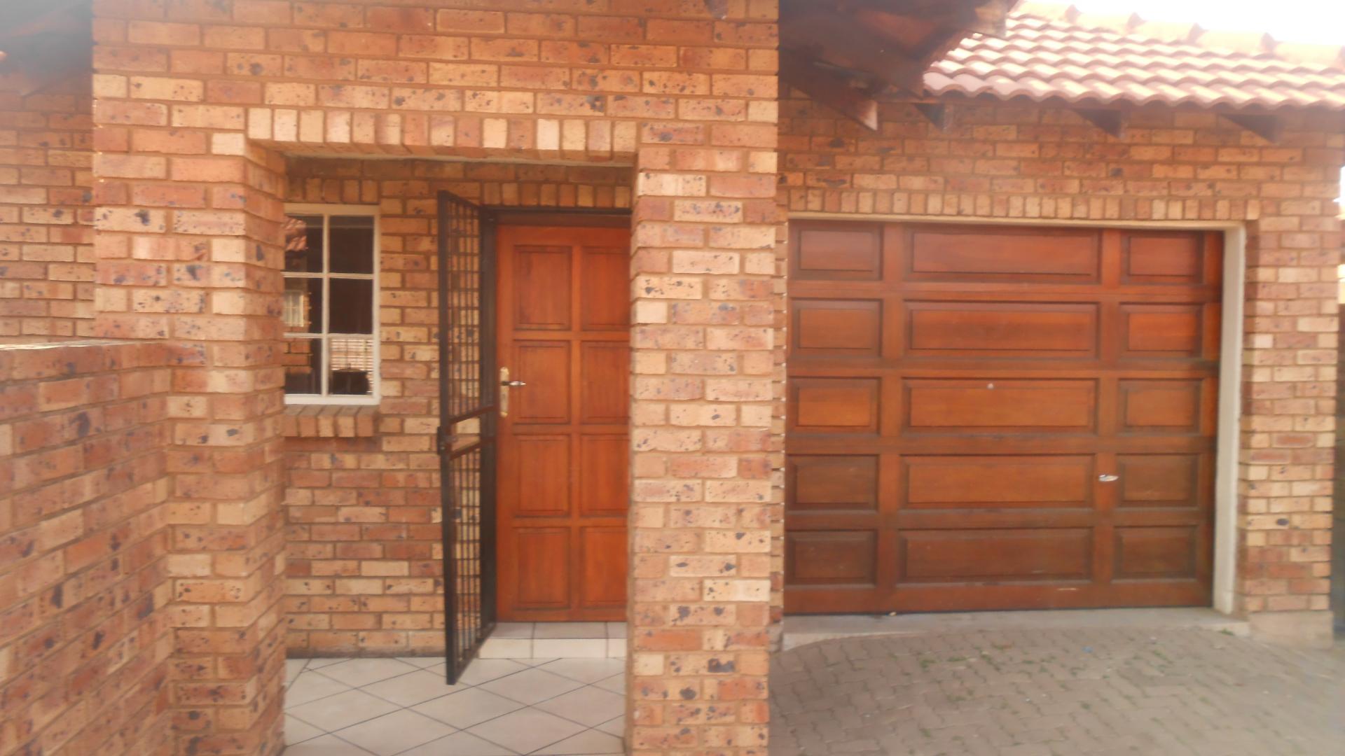Front View of property in Bronkhorstspruit