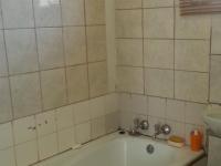Bathroom 1 - 3 square meters of property in Vosloorus
