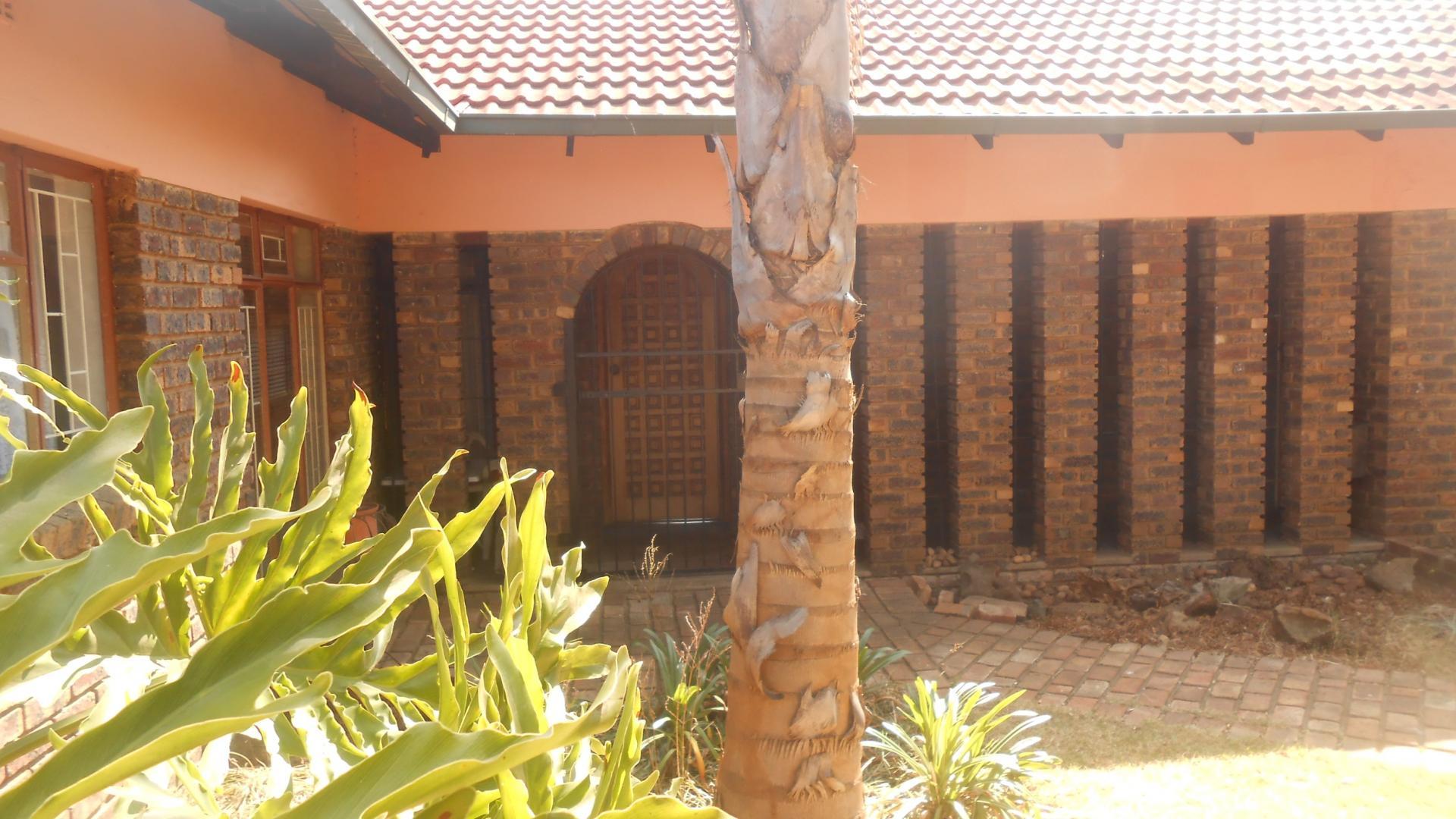 Front View of property in Emalahleni (Witbank) 