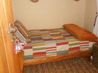 Bed Room 2 - 21 square meters of property in Die Hoewes