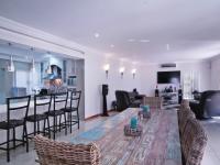 Dining Room - 28 square meters of property in Silverwoods Country Estate