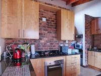 Kitchen - 17 square meters of property in The Meadows Estate