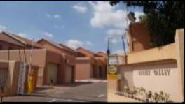 Front View of property in Vorna Valley