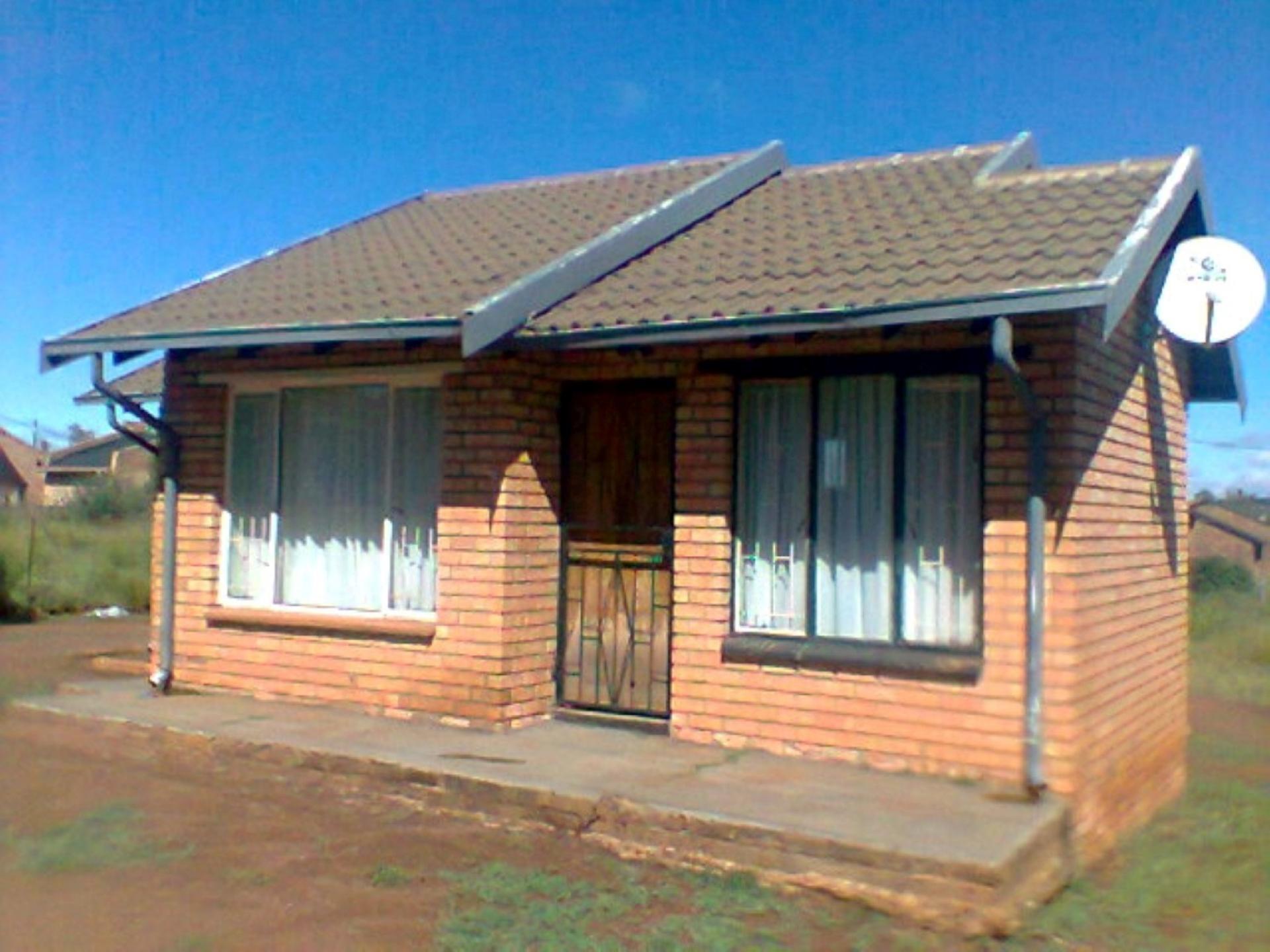 Front View of property in Zeerust