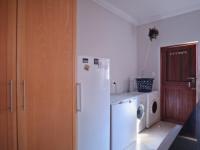 Scullery - 14 square meters of property in The Wilds Estate