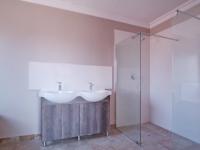 Main Bathroom - 11 square meters of property in Heron Hill Estate