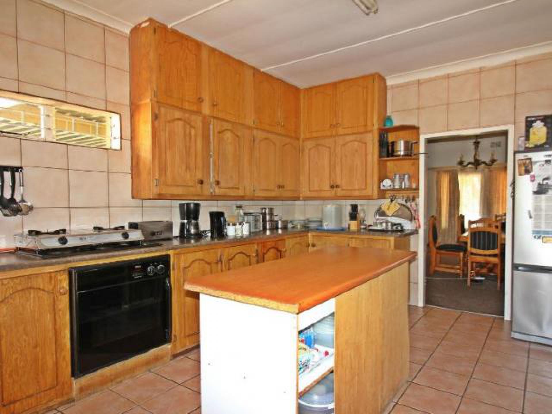 Kitchen of property in Dan Pienaar