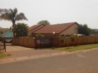 3 Bedroom 2 Bathroom House for Sale for sale in Emalahleni (Witbank) 