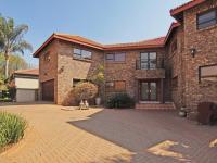 Front View of property in Centurion Golf Estate