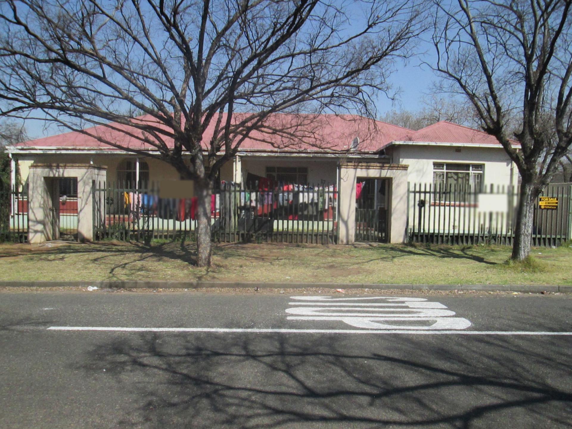 Front View of property in Boksburg