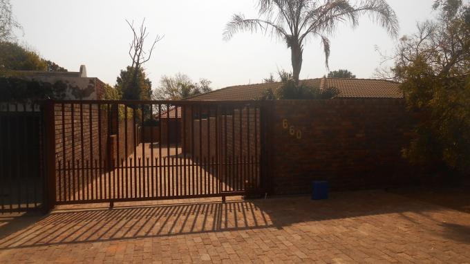 3 Bedroom House for Sale For Sale in Garsfontein - Home Sell - MR133497