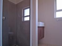 Bathroom 1 - 4 square meters of property in Willow Acres Estate