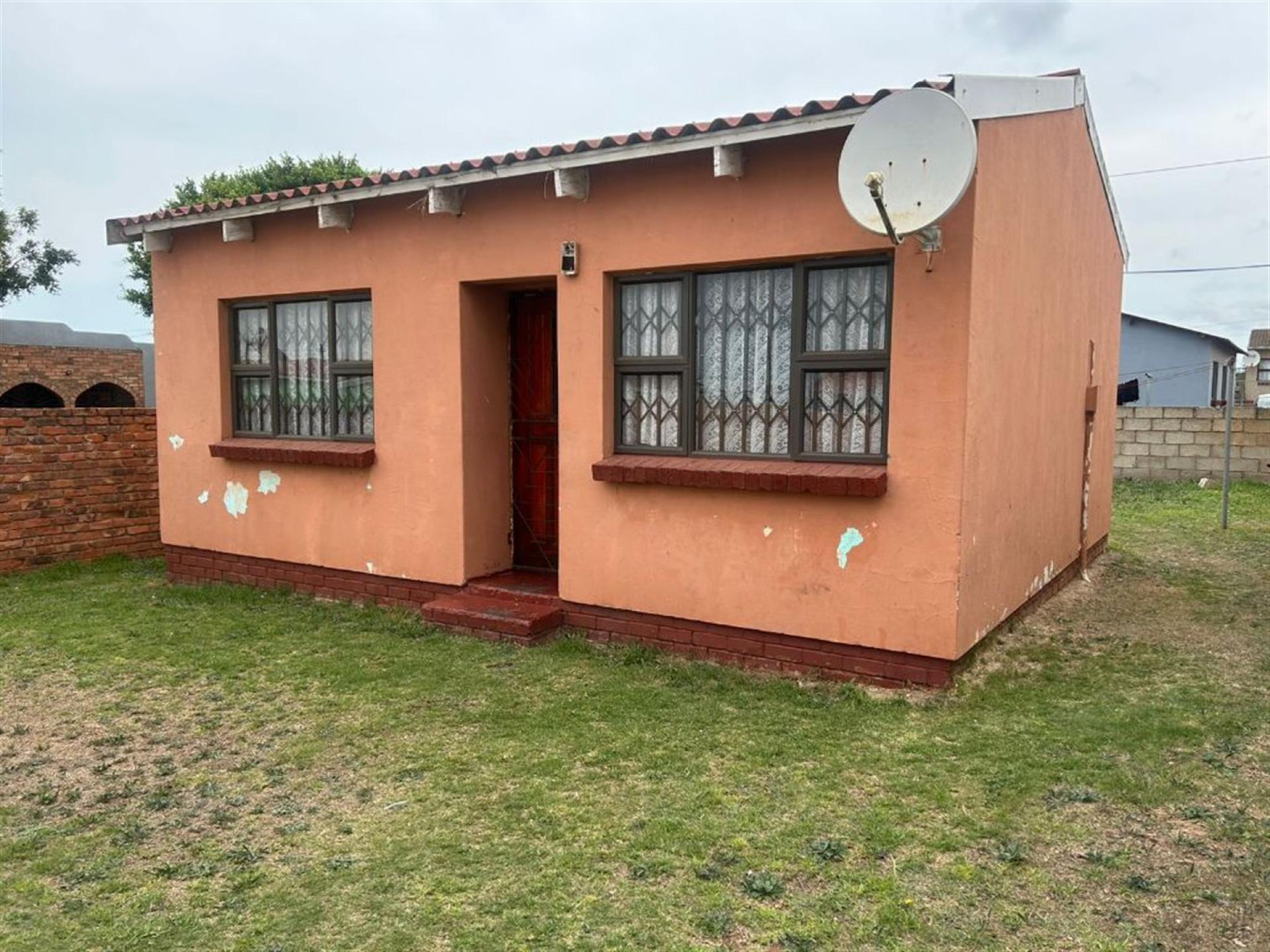 Front View of property in Motherwell