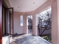 Balcony - 14 square meters of property in Willow Acres Estate