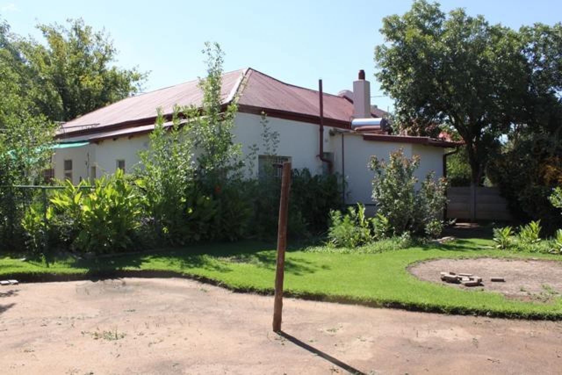 Front View of property in Edenburg