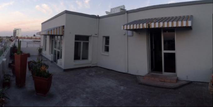 2 Bedroom Sectional Title for Sale For Sale in Summerstrand - Home Sell - MR133636