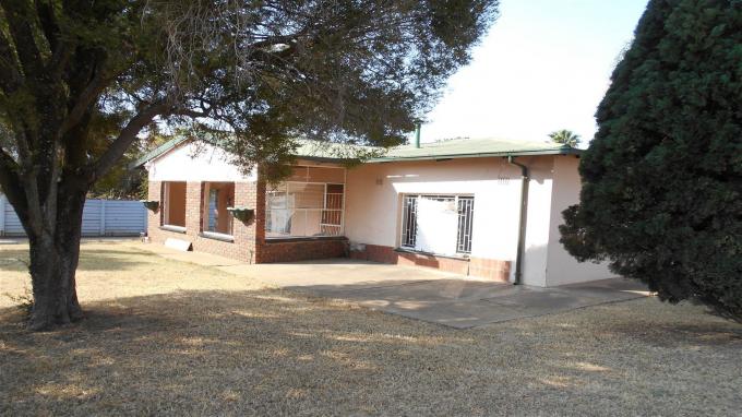 4 Bedroom House for Sale For Sale in Booysens - Private Sale - MR133744
