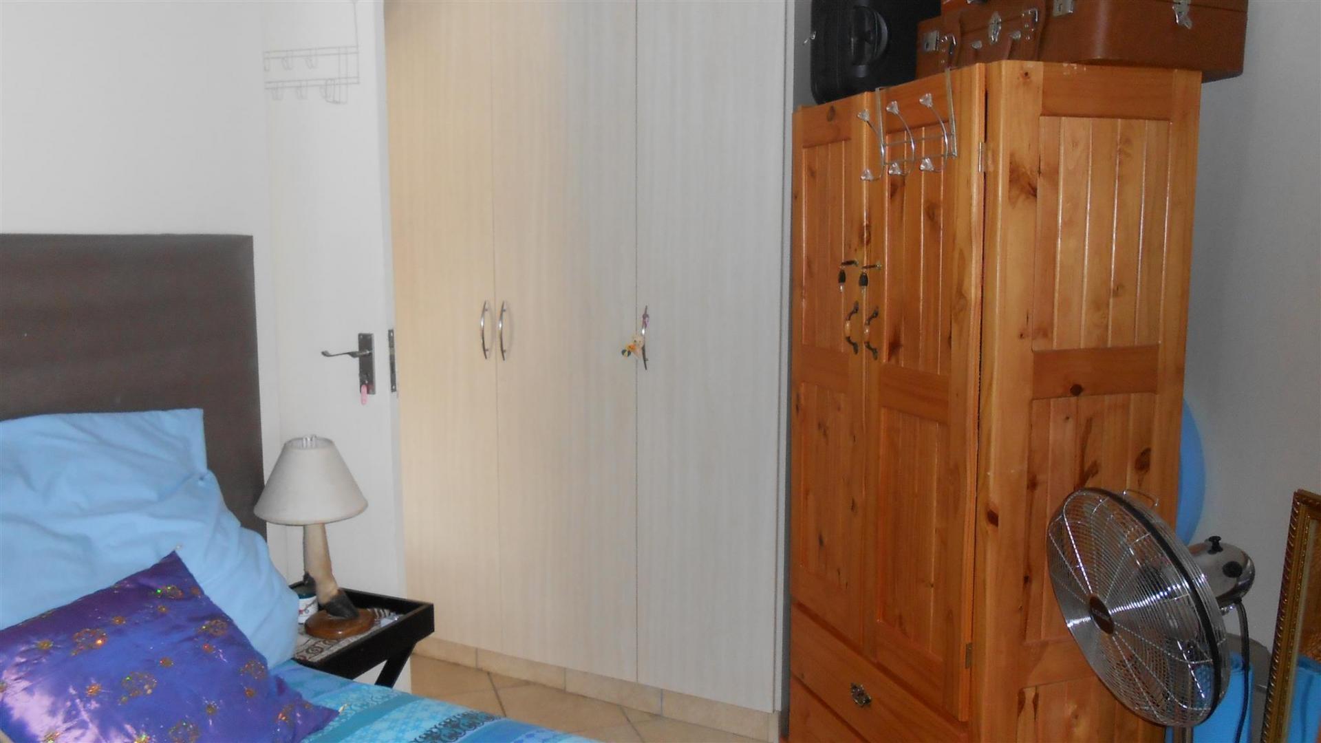 Bed Room 1 - 11 square meters of property in Mookgopong (Naboomspruit)