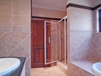 Bathroom 2 - 9 square meters of property in Boardwalk Manor Estate
