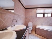 Bathroom 1 - 8 square meters of property in Boardwalk Manor Estate