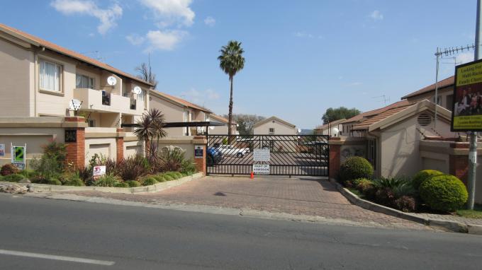 2 Bedroom Apartment for Sale For Sale in Ferndale - JHB - Home Sell - MR133876