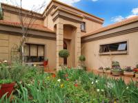 Front View of property in Silver Lakes Golf Estate