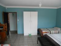 Bed Room 4 - 28 square meters of property in Leisure Bay