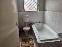 Bathroom 1 - 6 square meters of property in Sarepta
