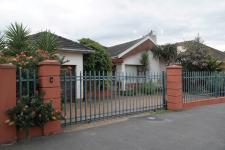 Front View of property in Plumstead