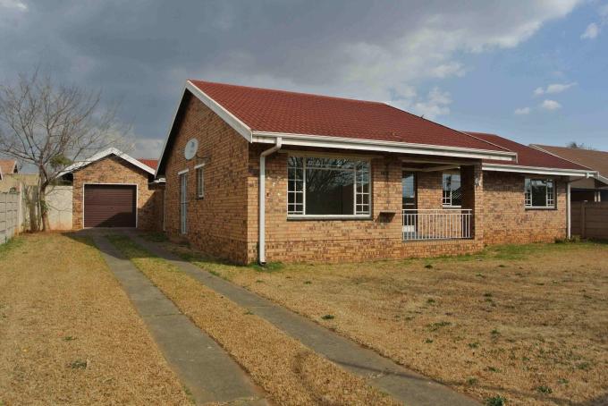 3 Bedroom House for Sale For Sale in Vaalpark - Home Sell - MR133997