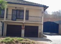 Front View of property in Bezuidenhout Valley