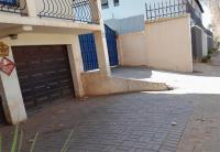 Front View of property in Bezuidenhout Valley