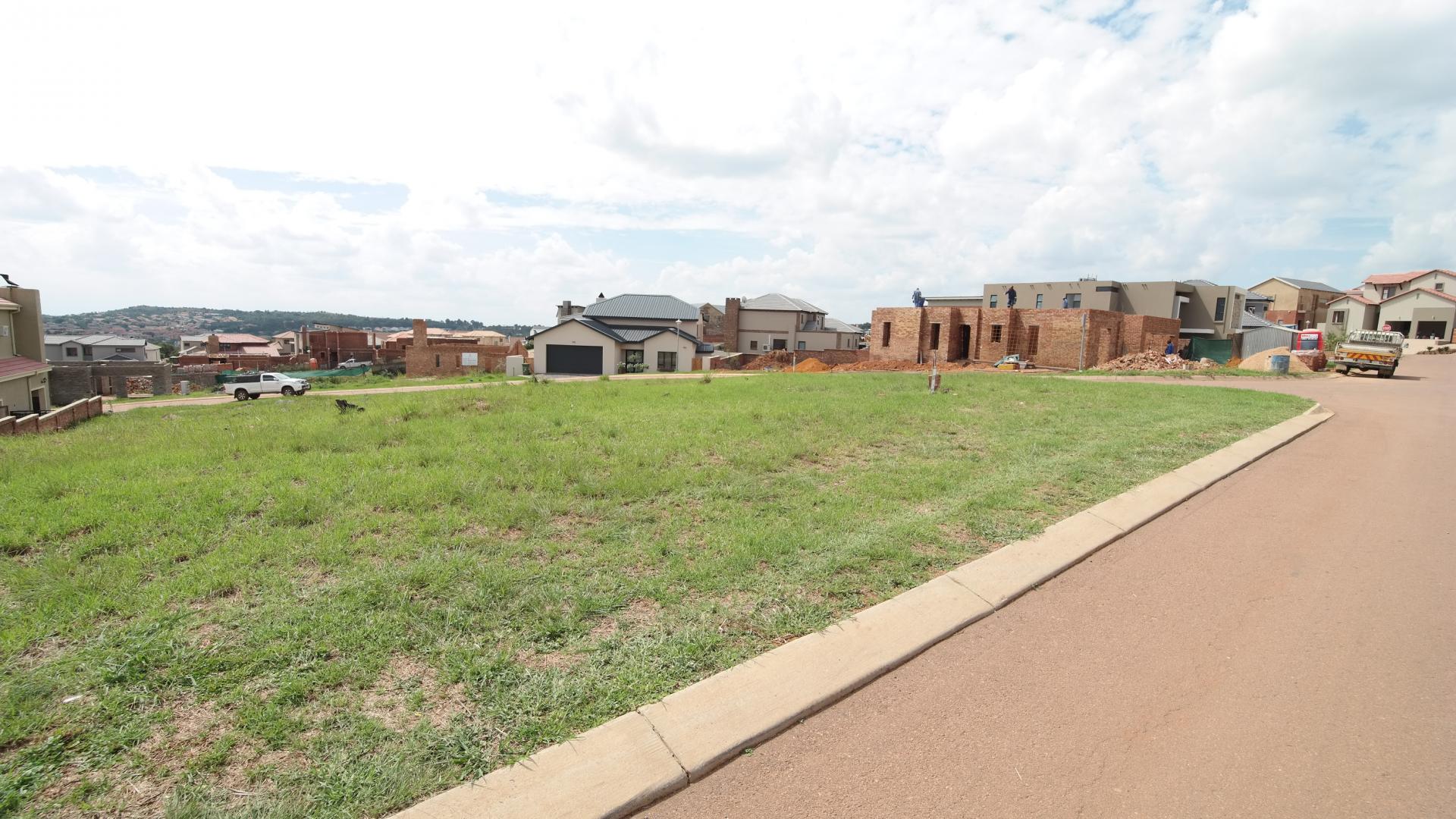 Front View of property in Heron Hill Estate